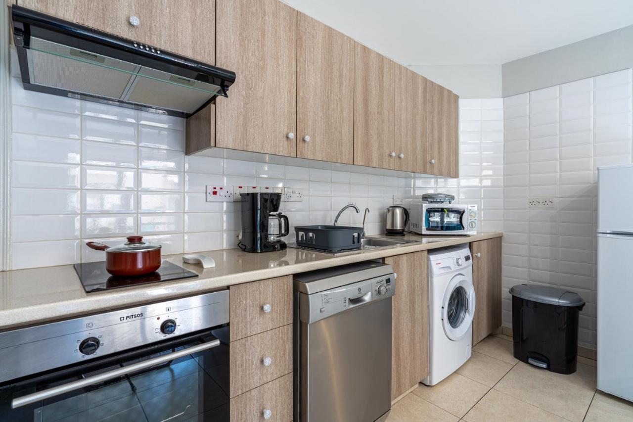 Gitane 1-Bedroom Apartment In Larnaca Luaran gambar
